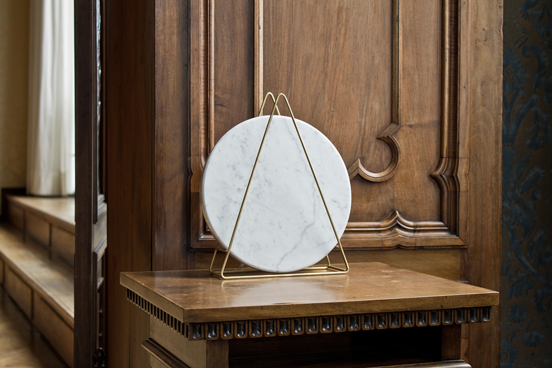 Carrara Marble Lamp